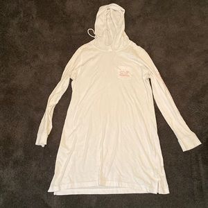 Vineyard Vine cover up